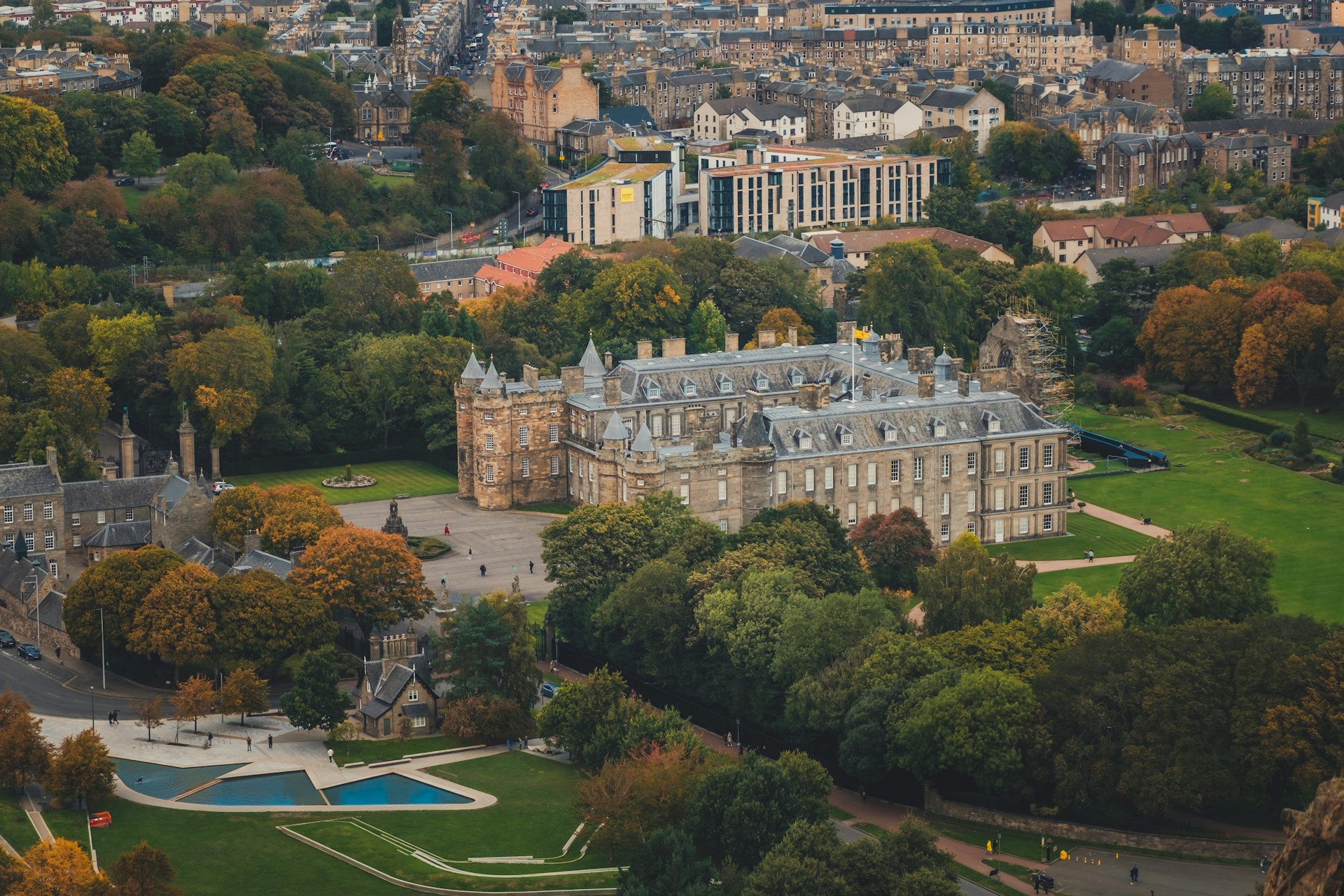 Read more about the article 25 Amazing Things to Do in Edinburgh | The Ultimate Guide to the Scottish Capital