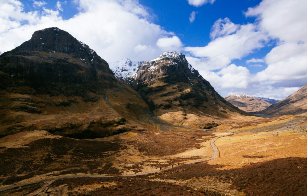 The Soulful 7 Day Scotland Itinerary: Castles, Countryside, and Coastal Adventures 5 mikk tonissoo blDpBKIKHE unsplash