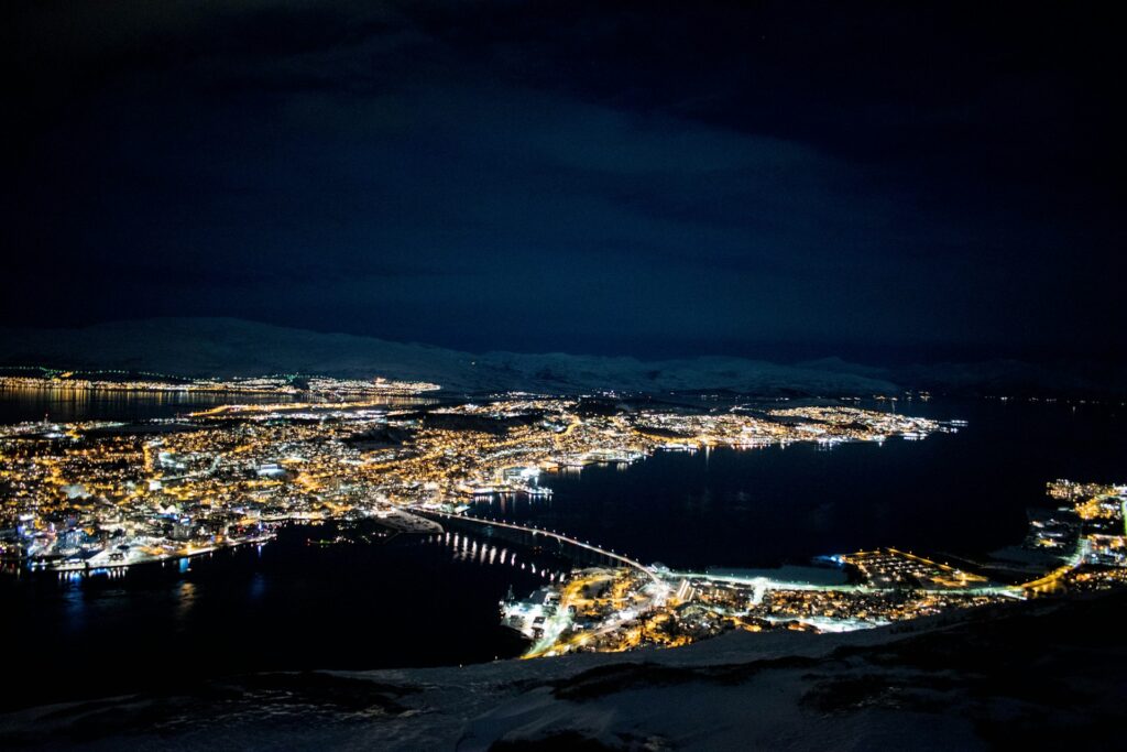 7 Day Norway Itinerary | Your Ultimate Guide to Exploring the Land of Fjords 4 nazreen banu XSIwK 1W0qc unsplash